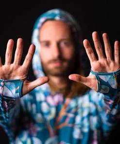 Town Shirt Hooded Sun Shirt