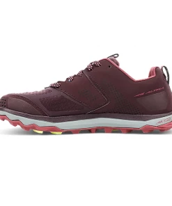 Altra - Women's Lone Peak 5 (2021) WEARABLES